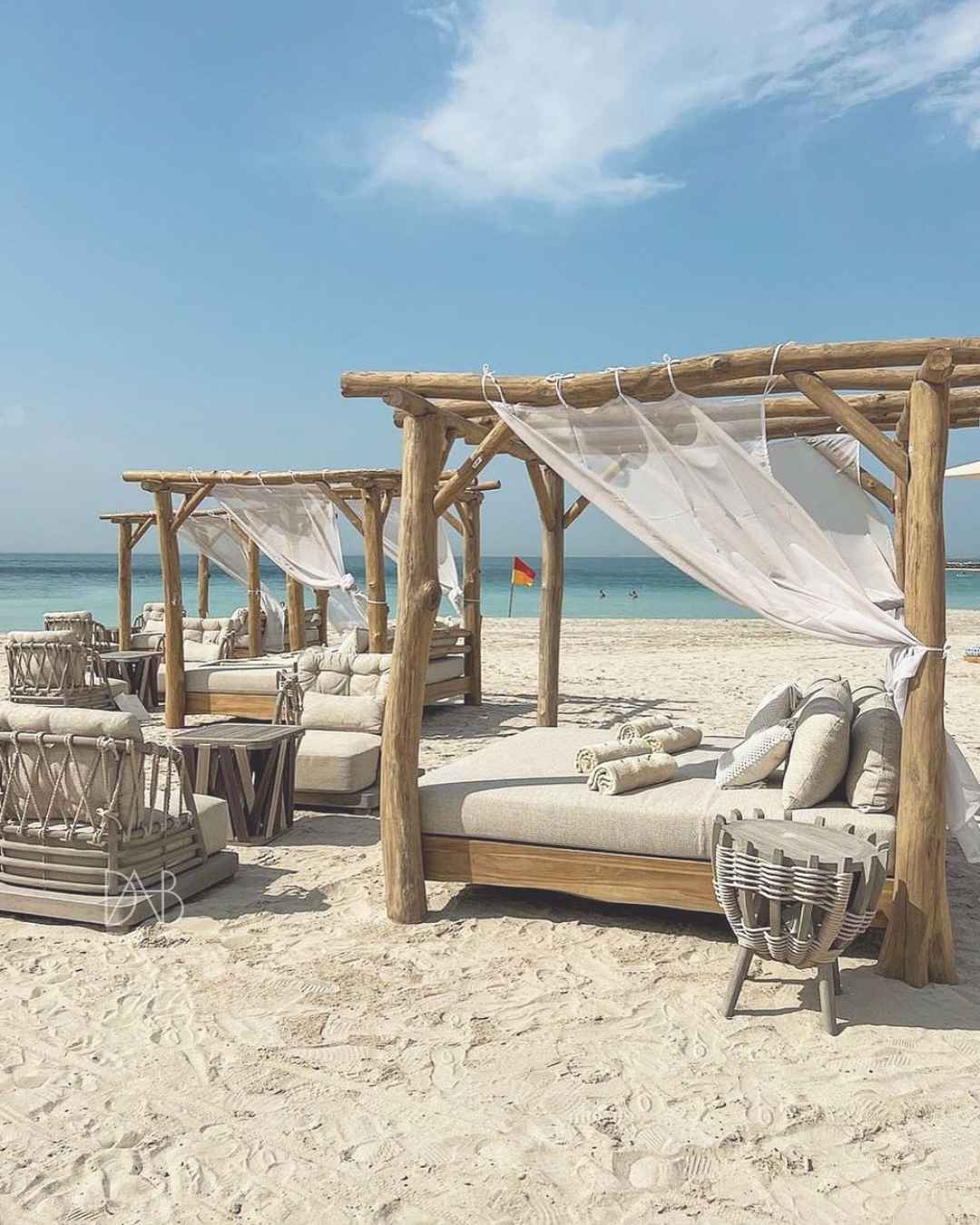 Read more about the article Nature-Inspired Luxury with Rope Woven Furniture for Outdoor Living