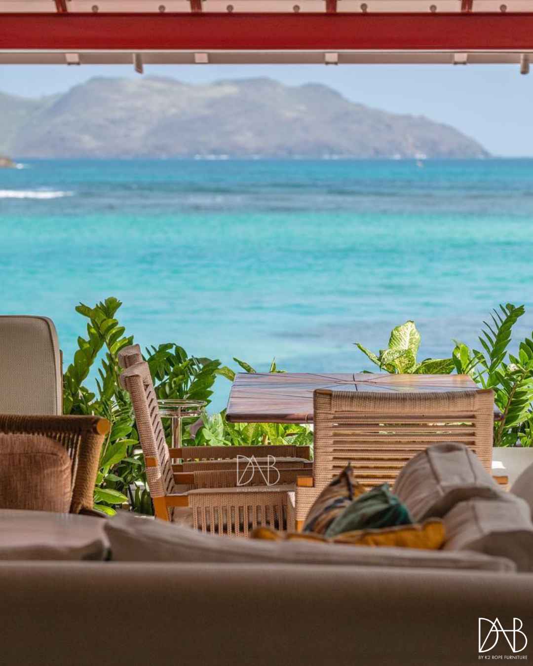 Read more about the article 3 Best Uncompromising Quality and Durability Solutions for Hotel Outdoor Furniture