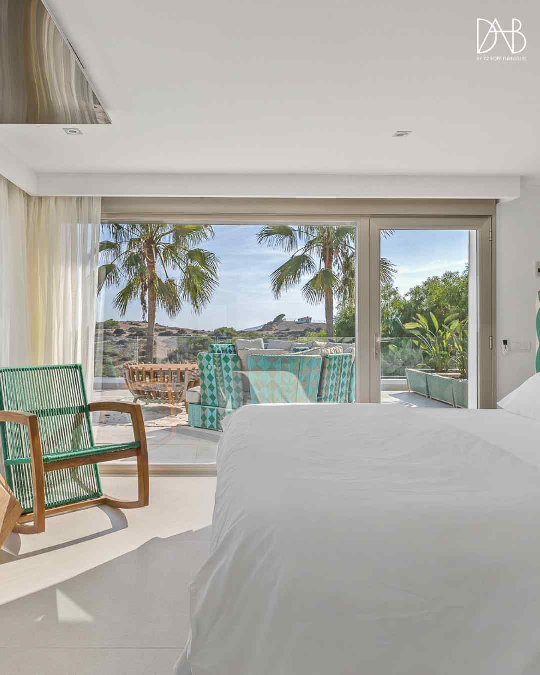 Read more about the article A 3-Step Guide to Choosing Perfect Hospitality Furniture
