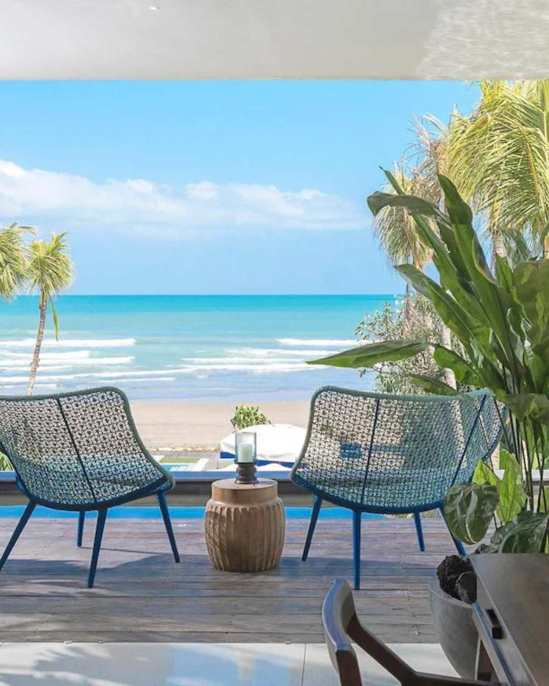 Experience coastal elegance with Noku Beach House furniture – a blend of luxury and relaxation.